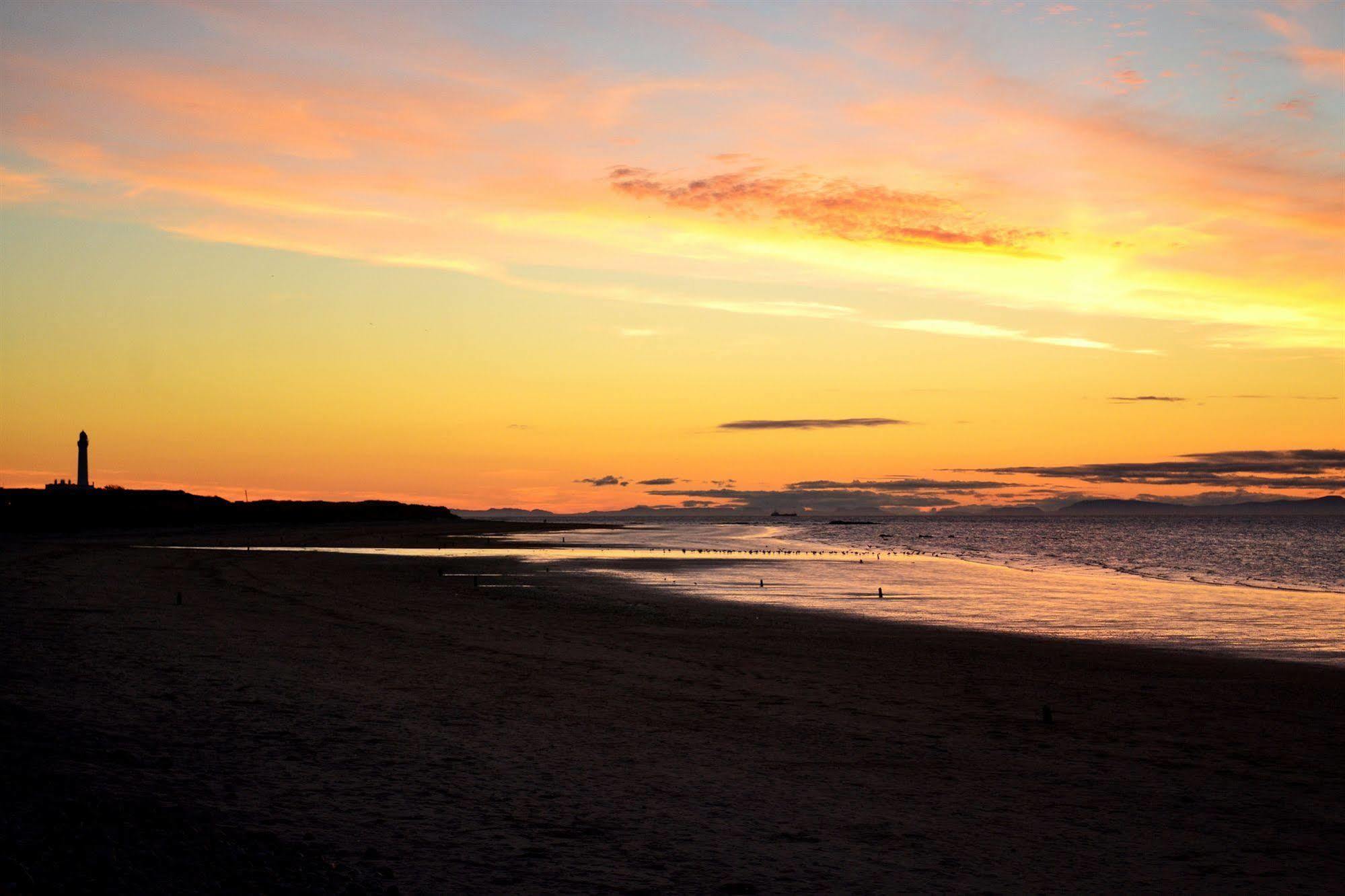 Stotfield Hotel Lossiemouth Exteriör bild